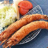 原隻日式吉列炸蝦 $138<BR>成隻碟般長的黑虎蝦超大隻，鮮甜味濃而且肉質爽彈，吃下去啖啖肉很滿足。