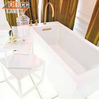 羊脂白浴缸 US$1,283、浴缸水龍頭 US$796