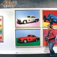 Andy Warhol的「汽車」系列有多幅畫作。