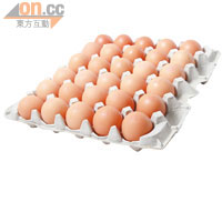 台灣納豆蛋 $3/隻（c）<br>因雞隻食納豆而得名，蛋黃呈金黃色，還有低膽固醇作賣點，啡色蛋比白色蛋更矜貴。