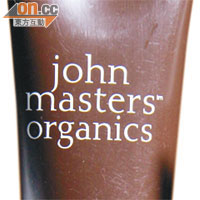 john masters organics honey & hibiscus hair reconstructing shampoo $300\117ml（a）<br>含亞麻油酸，特別加入蜂蜜及木槿精華等，有助修復受損髮質，尤其針對經常電燙及漂染的頭髮。