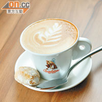 Latte $28<BR>用鮮奶打製的Latte入口順滑，咖啡味道甘香有層次，媲美大型咖啡店出品。