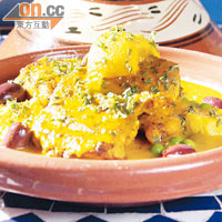 Chicken Tagine $145<br>摩洛哥人煮雞最拿手，以Tagine方法煮雞肉，啖啖都滲出檸檬香氣及清新的青橄欖味，好Fresh。