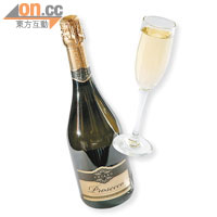 Chiaro Prosecco $65<br>佳節臨近，值得乾杯！這意國有氣酒質感清爽帶果香，即時食欲大增！