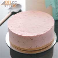 Kyoto Raspberry$138（小）（a）<BR>Cheesess四寶之一，以酸甜紅莓製成，用料足，整個蛋糕果味好香濃；相對芝士味會較輕。