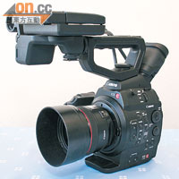 EOS C300較專業電影攝錄機平，為Canon挑戰電影界的第一擊。