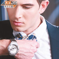 Piaget Polo Tourbillon Relatif手錶，18K白金鑽石錶殼、黑色鱷魚皮錶帶 $2,844,000