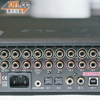 6XPd機背備有6組模擬音訊輸入及5組數碼音訊輸入。