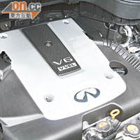 導入VVEL技術的3.7公升V6引擎，能在瞬間引發320hp馬力。