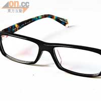黑×彩色ratete「Flextic 100 R3」眼鏡 $1,580