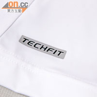 一般波衫只會採用Climacool等物料，而落場版卻用了Techfit款式。