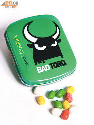 Bad Toro香口珠 約HK$20<BR>於西班牙購買，是近期的至愛，帶有濃濃的甘草香味，而且顏色鮮艷，惹人喜愛。