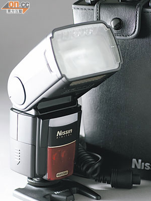 Nissin MG8000 Extreme旗艦閃光燈<br>售價：$4,680（10月推出）