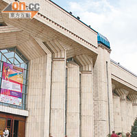中央國立博物館集數展館之大成，值得細遊。
