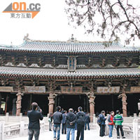 晉祠內的聖母殿是現存歷史最悠久的古建築，至今已逾1,000年歷史。