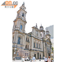 早於18至19世紀，教堂已是葡萄牙及巴西皇室的御用教堂。