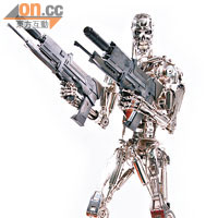 1:4 T-800 Endoskeleton售價為$2,580，預計首季派貨。