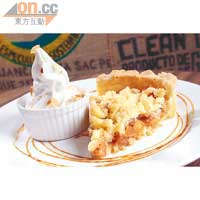 Apple Crumble $30（Frozen Yogurt另加$15）<br>El主理的自家糕點，口感鬆脆，招牌Froyo酸度比外面的高，不會跟甜點食味互搶。 