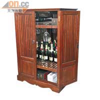 原身是Tequila Kola的電視櫃，經改裝後，即變身紅酒櫃。$4,880