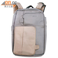 多功能背囊<br>這背囊其實是個多功能Messenger Bag，可作Shoulder Bag使用，容量頗大，還設有手提電腦格，尺寸為31×10×43.5cm。售價：$989