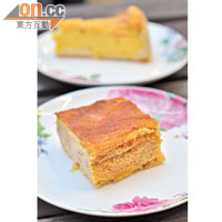 以蛋糕、榴槤醬和忌廉逐層疊成的蛋糕味道極香濃，只售RM5~RM7。