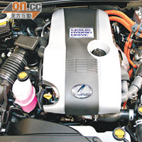 2.5公升引擎力量強勁，配合混能系統可更省油。