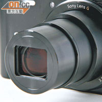 25mm廣角Sony G鏡頭最遠可Zoom到500mm，伸到盡都好輕巧。