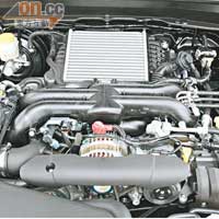 坐擁225ps馬力的2公升引擎，依舊維持水平對向四汽缸Turbo結構。
