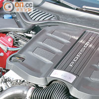 動力核心並非用大容積V8引擎，取而代之是3公升V6 Twin Turbo型號。