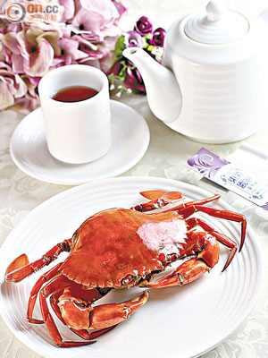 黃油蟹 $198<BR>黃油蟹來自后海灣，加入花雕酒後蒸，鮮甜無比，趁着減價，不妨多食幾隻！