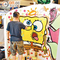 「海底菠蘿屋」是海綿寶寶的私竇，今次借了給Pantone C表演Graffiti，都算是為藝術而犧牲吧！