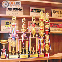 「Ramen Champion」獎盃