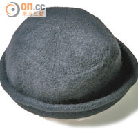 黑色絨帽 $1,199