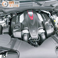 Twin Turbo雙渦輪增壓裝置，讓3.8公升V8引擎能輸出530hp最大馬力。