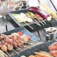 串燒場內提供美食近五十款，海鮮、肉類和素菜等各式美食，選擇極多。