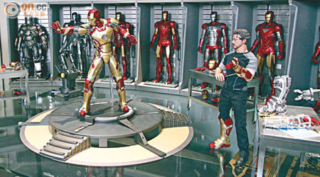 有Iron Man展區，自然唔少得1:6 Hall of Armor。