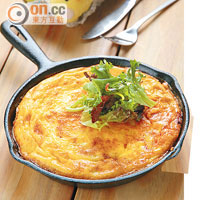 Chorizo Frittata $48<BR>荷蘭蛋加入炸薯仔、黑水欖、西班牙腸和帕爾馬芝士一齊焗，口感十足。