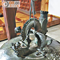 韓式銅鐘上有獨特的「傳音」小龍。