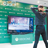 Xbox LIVE加入跟Nike合作的《Xbox Fitness》功能，可玩埋健身。