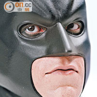 蝙蝠俠頭部參考DX系列，並附送4款不同嘴形。