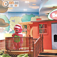貫徹電視節目的風格，Barney的主題區為年幼的小朋友而設。