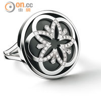 OmegamaniaFlower 18K白金黑瑪瑙鑽石戒指 $31,200