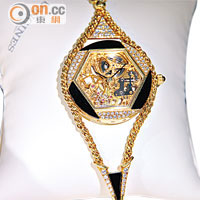 1991年—18K黃金鑽石鏤通女裝手錶，近年品牌已甚少推出這類設計。