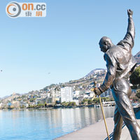 Queen樂隊主音Freddie Mercury曾定居蒙特勒，湖畔設有銅像紀念。