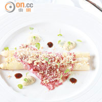Seared White Asparagus, Italian Testa, Parmigiano Panko Crust and Mustard Aioli $248（b）<br>