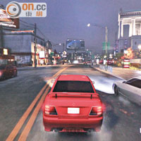 遊戲着重城市飆車環節，不過主角最初駕駛技術水皮，要擺脫警方較難。