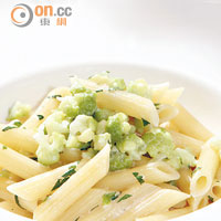 Romanesco Broccoli Penne in Cream Sauce $128（c）<br>西蘭花跟忌廉汁意粉向來是經典配搭，換上寶塔花菜，微小顆粒具嚼勁。