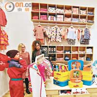 童裝專門店的貨品由初生嬰兒到10歲小童都照顧到。