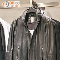 男裝Queen's Road Hong Kong系列的Biker Jacket，帶出型格魅力。