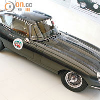 E-Type<br>生於60年代後期的E-Type Series II，被車迷譽為英國跑車經典。